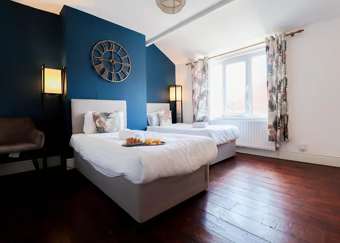 Prime 4-Bedroom House In The Heart Of The City