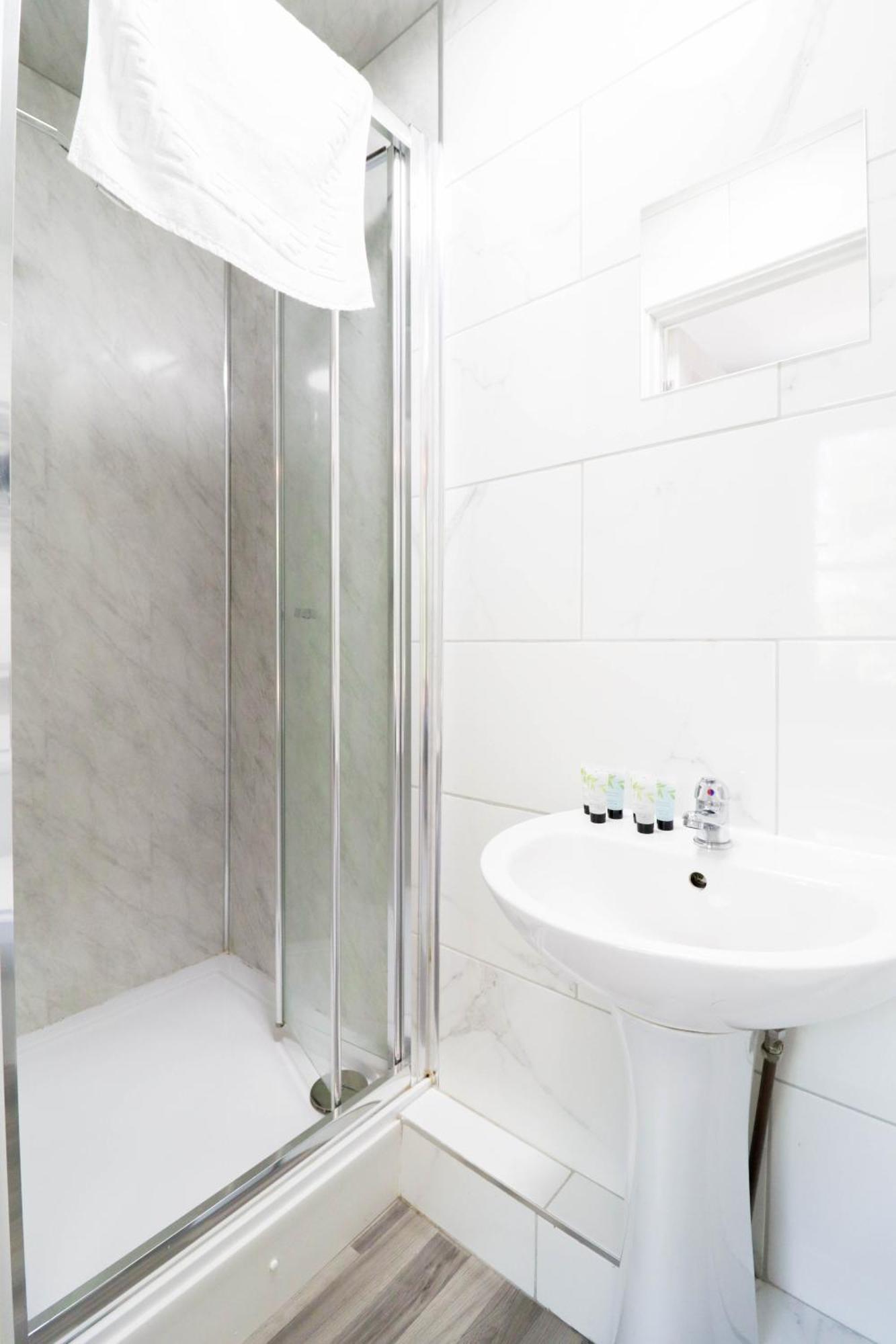 Prime 4-bedroom House In The Heart Of The