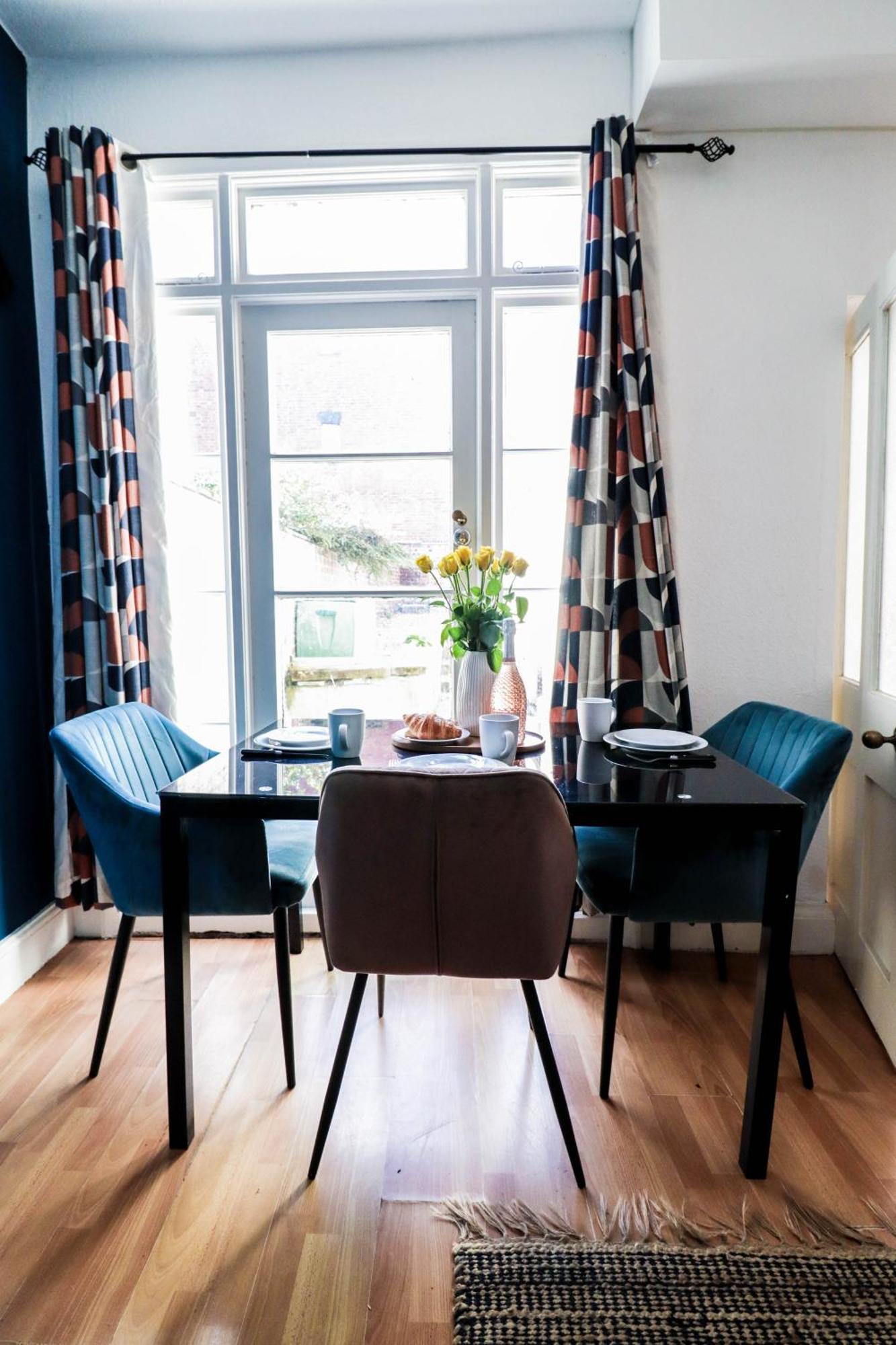 Prime 4-bedroom House In The Heart Of The Apartamento *
